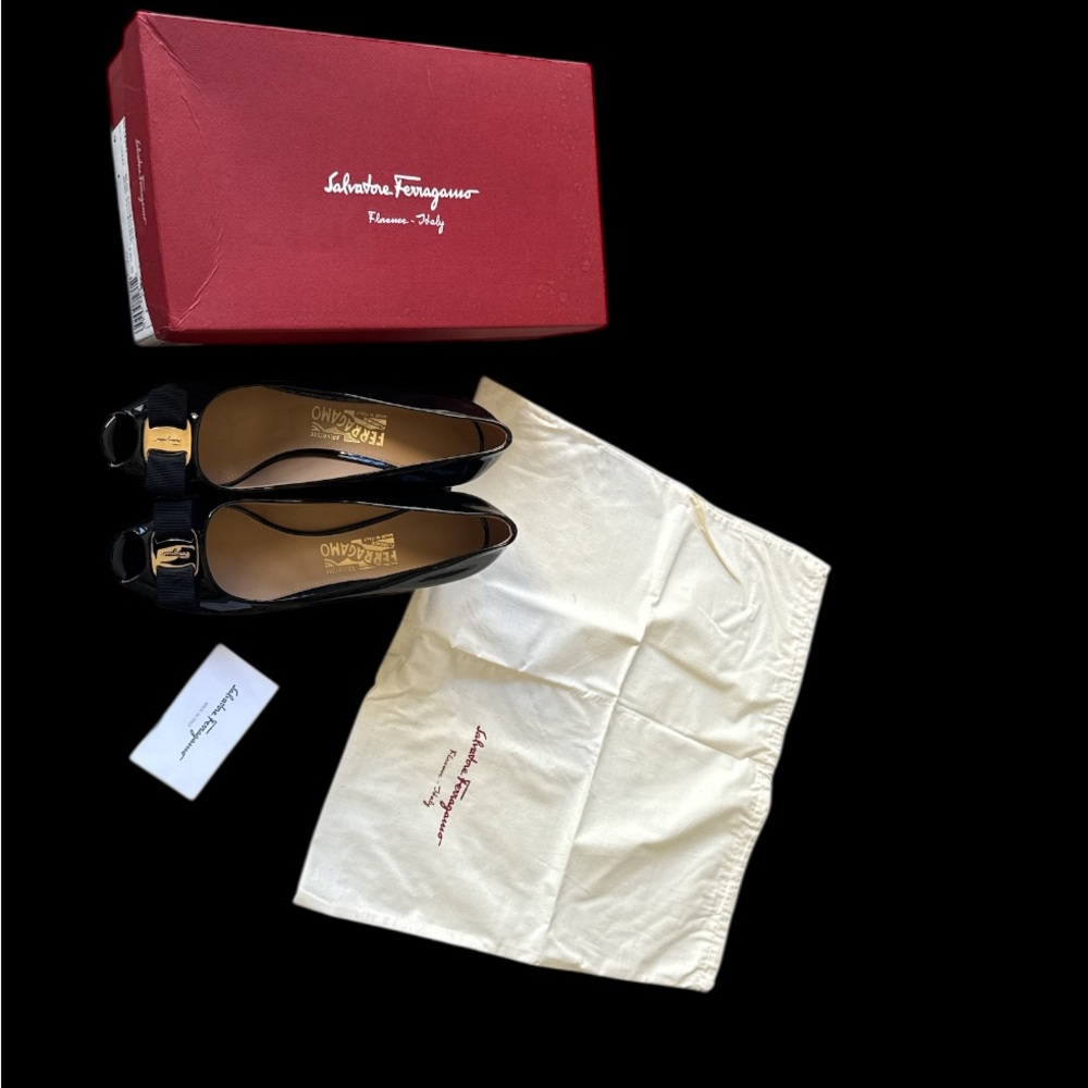 💥2x HP 💥 Salvatore Ferragamo Black Patent Leather Heels size 9 - Picture 5 of 11